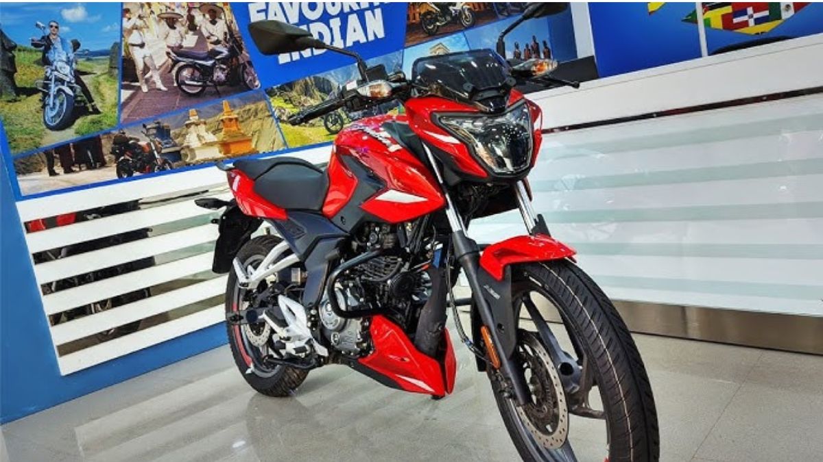Bajaj Pulsar P150 sport bike